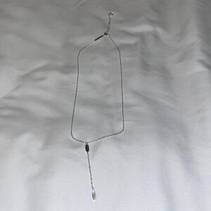 Kendra Scott necklace with drop in silver. Dust bag not included